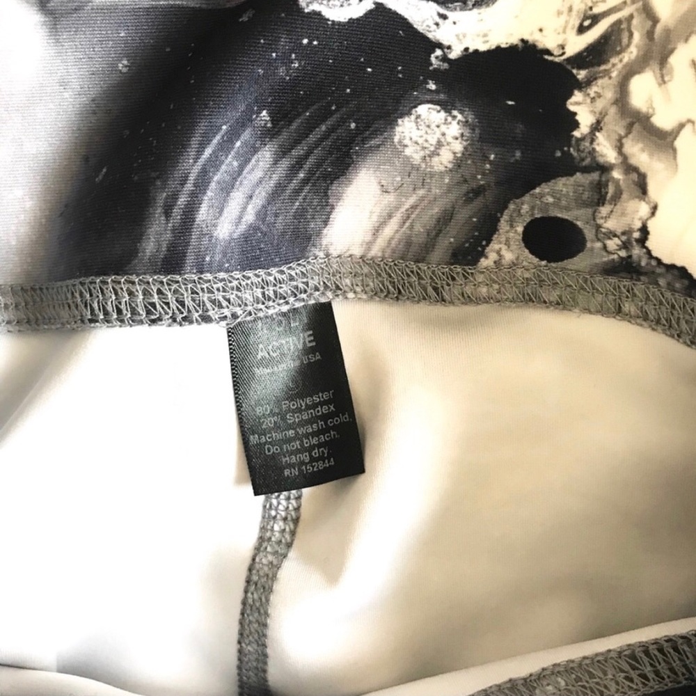 NOLI Active Women’s Yoga Pants Marble Swirl - Picture 5 of 6